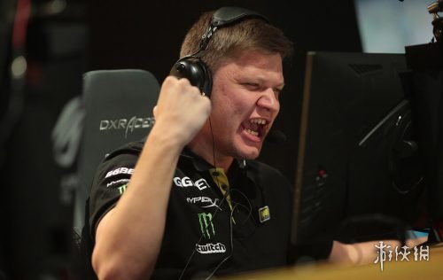 iG赛后群访 YSKM：赢下偶像很开心吧 也算是突破了一个瓶颈